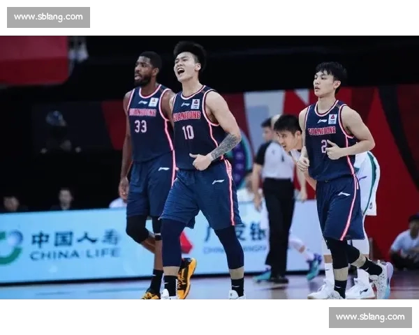 CBA最新比赛战况揭晓，强队争锋激战正酣，精彩瞬间让人热血沸腾